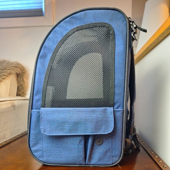 Lightweight Small Dog or Cat Backpack Carrier - Picture 2 of 10